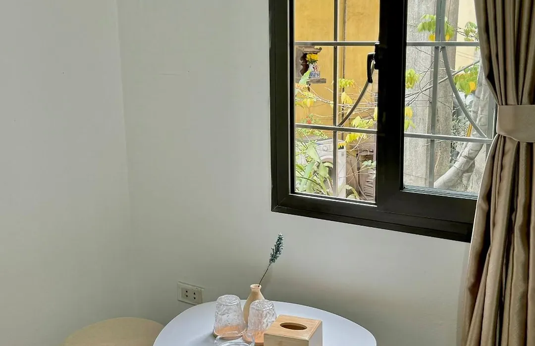 Bom'S House-1